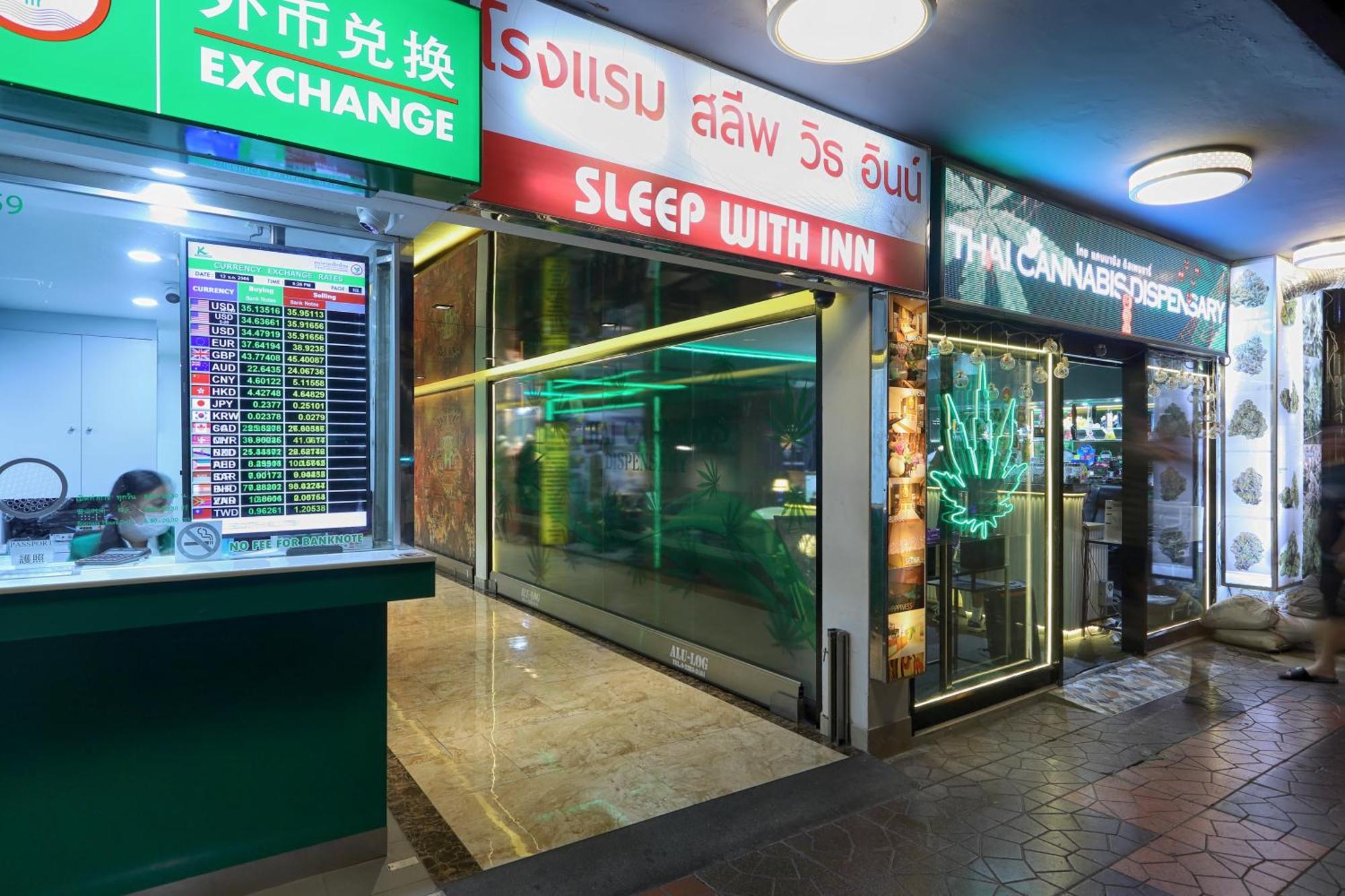 Sleep Withinn Бангкок Экстерьер фото